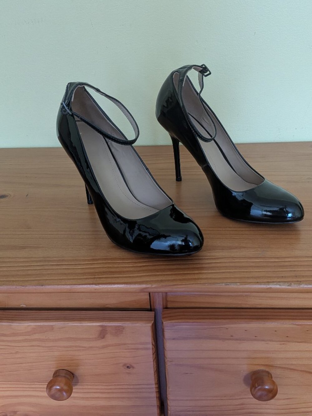 Zara black patent ankle strap pump 42